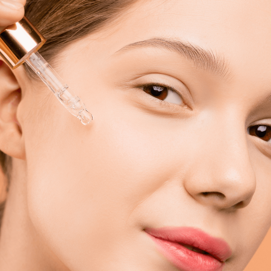 🔥Luxevéria Youth Rejuvenating Essence | Softens, smooths, and brightens mature skin